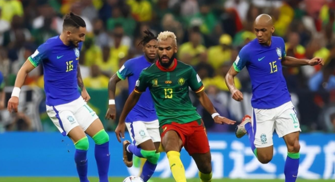 喀麦隆足球队世界杯赛场上上演神剧情！1-0成功绝杀了五星巴西