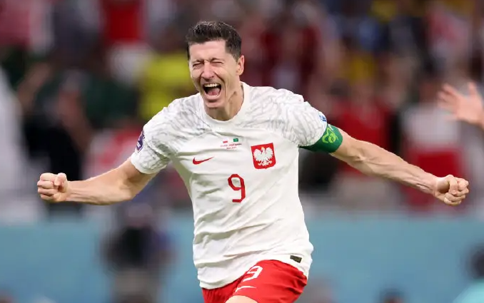 波兰国家队如愿以偿的拿到卡塔尔世界杯门票，正赛让球迷期待