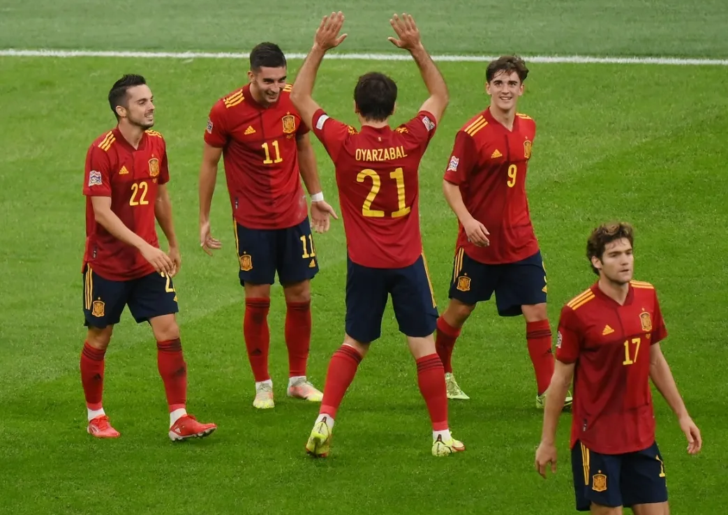 西班牙世界杯赛事分析，球队光有传控缺少爆点，出局并不意外