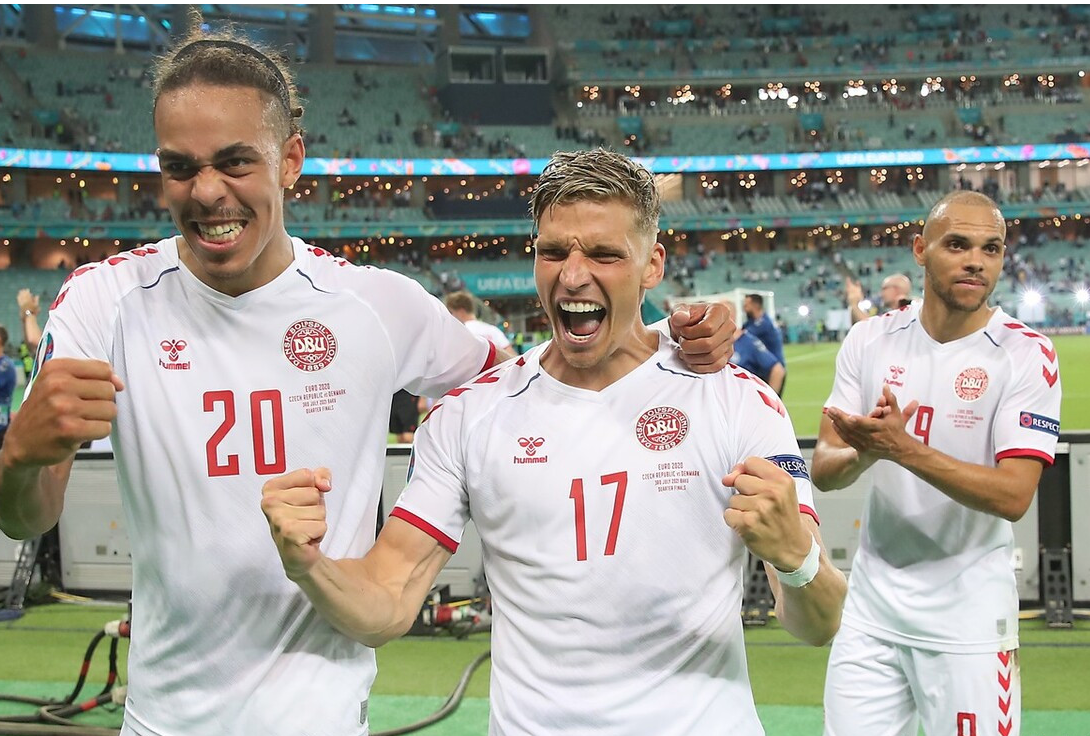 丹麦国家男子足球队,丹麦世界杯,澳大利亚队,小组赛,淘汰赛
