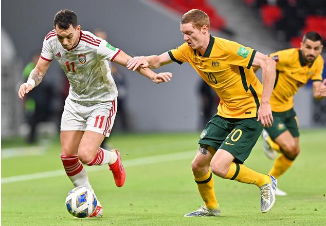 澳大利亚世界杯赛事，1-0力克丹麦成功晋级16强