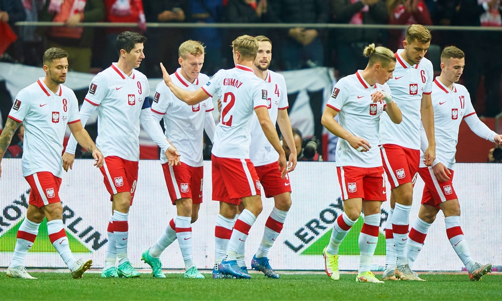 波兰2022世界杯铁骑力求小组突围，莱万梅西巅峰对决引人期待