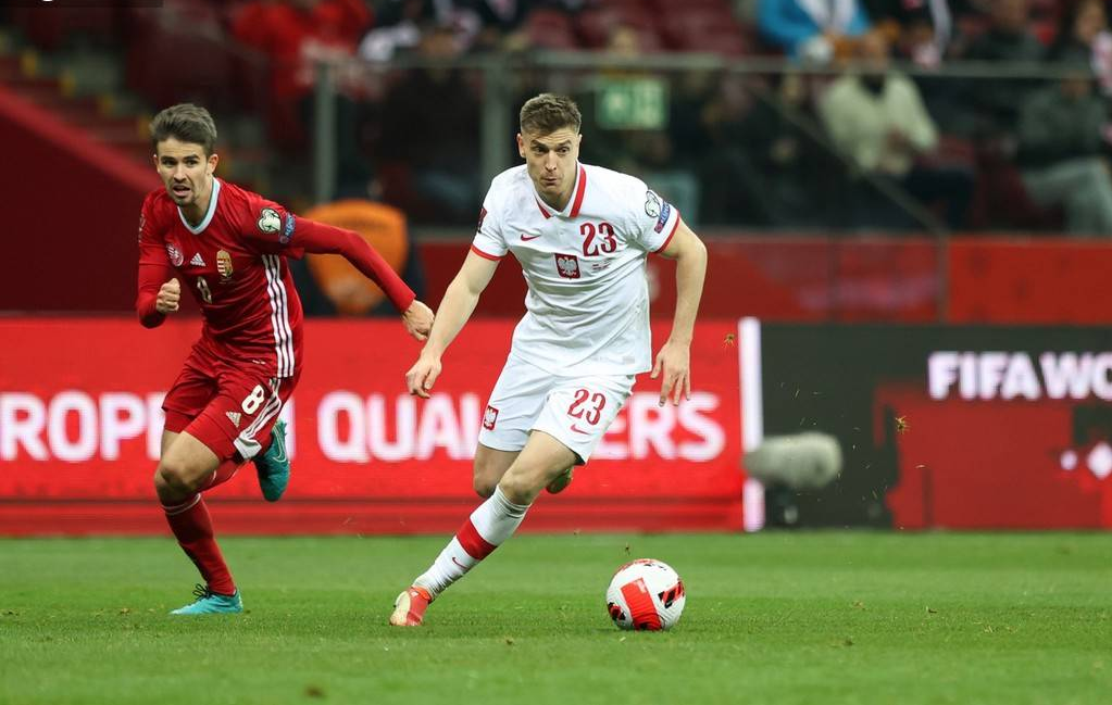 波兰国家男子足球队直播2:0完胜沙特，莱万攻入个人世界杯首球