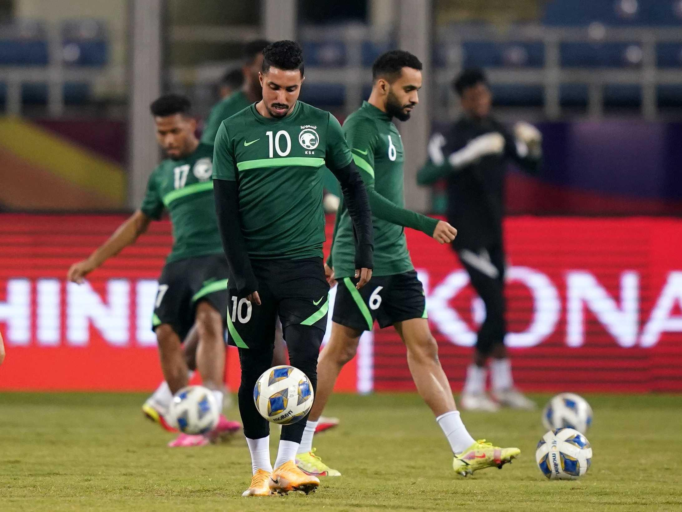 世界杯沙特直播精彩瞬间，守门员可圈可点必须赞