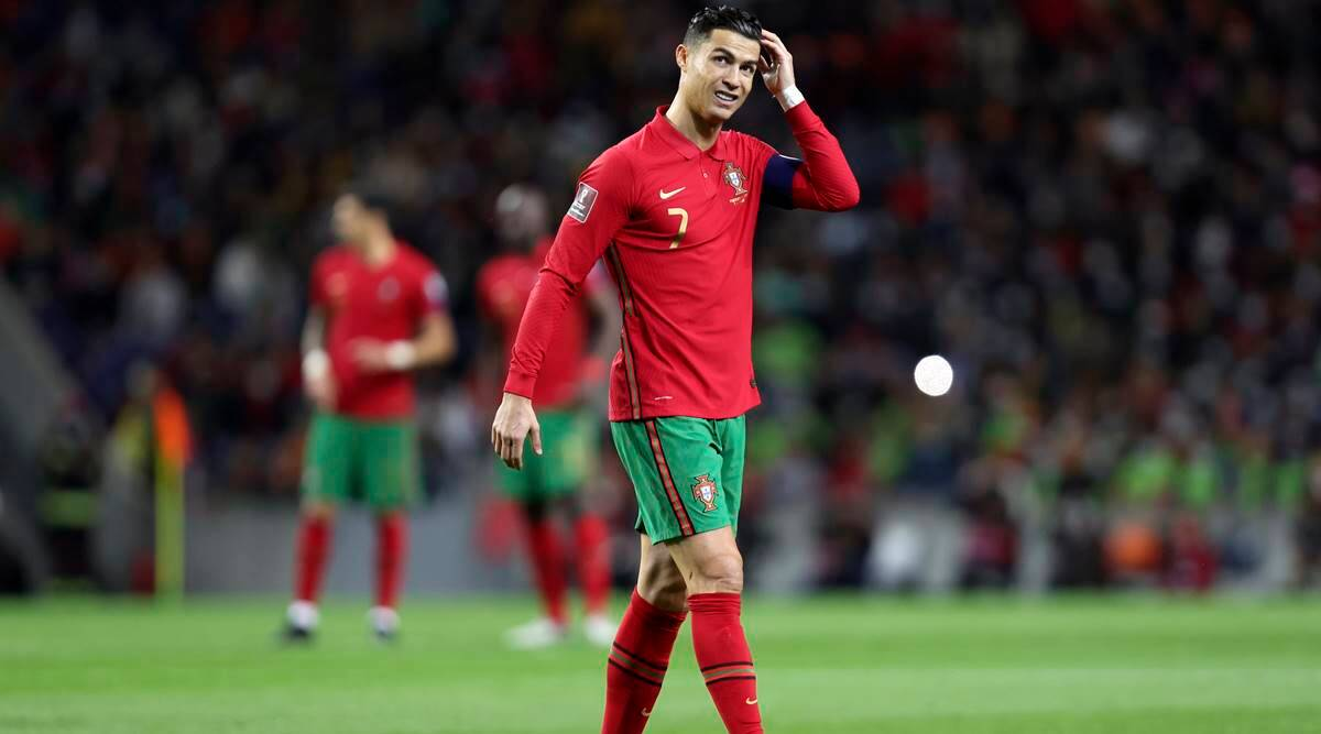 葡萄牙足球队主力核心C罗被否认将会退出国家队