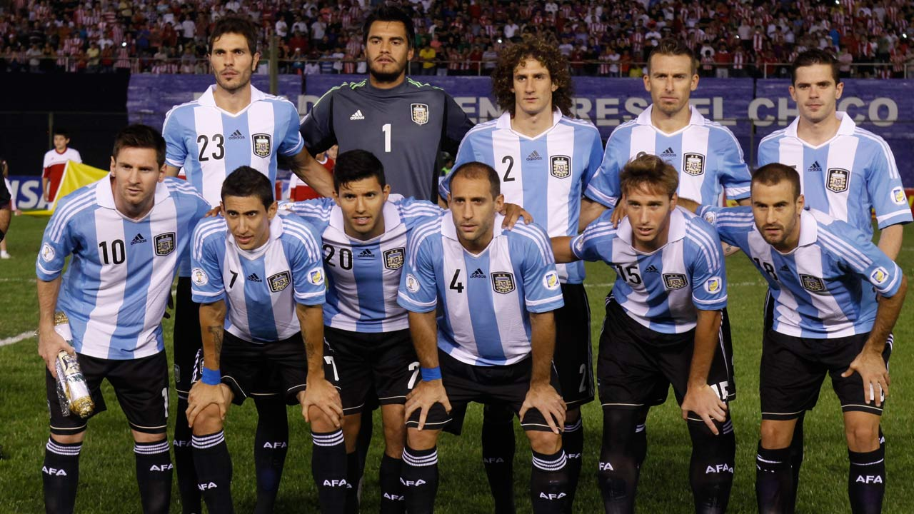 阿根廷足球队核心主力迪马利亚再次世界杯创造历史