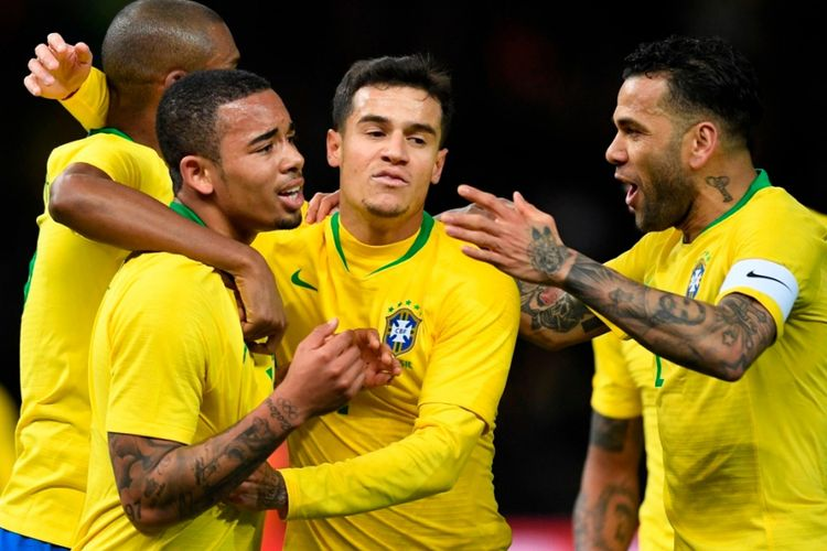 巴西国家队,巴西世界杯,小组赛,喀麦隆,晋级,淘汰赛