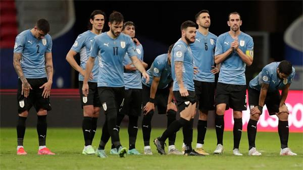 乌拉圭国家队世界杯赛场球员行为不当被判罚