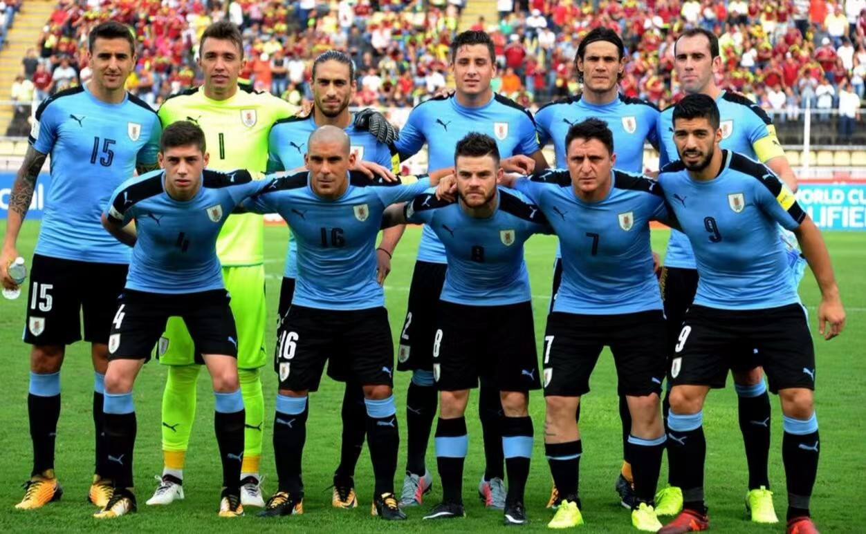 乌拉圭队虽然出局世界杯但是这两个人值得被记住
