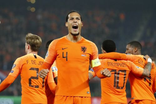 荷兰国家队世界杯首次败给阿根廷是人员调整的问题