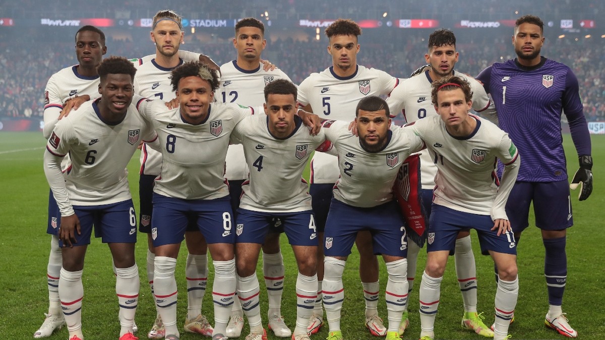 美国队世界杯面对强大的荷兰队显然阵容稍显稚嫩