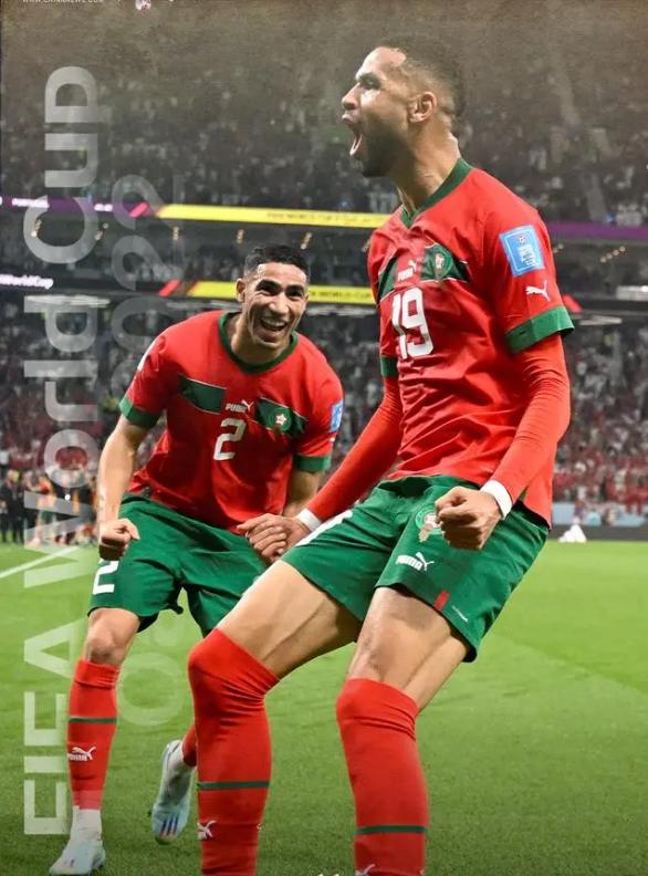 摩洛哥国家男子足球队世界杯推搡裁判，声称判罚不公
