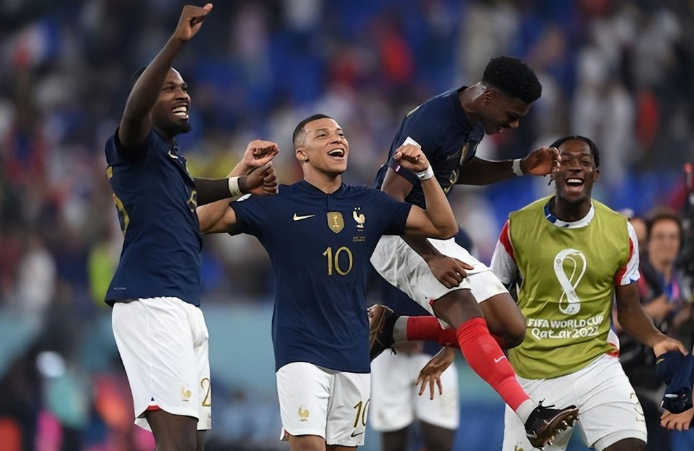 法国队阵容对比，4年2进决赛，姆巴佩是最大优势