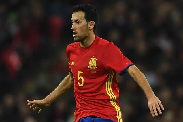 西班牙队长布斯克茨宣布从国家队退役，传控足球时代结束